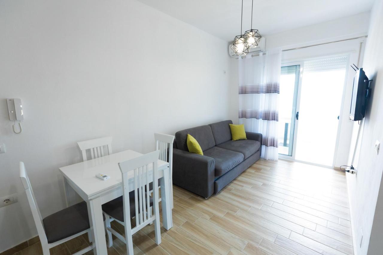 Seaview Apartments Vlorë エクステリア 写真
