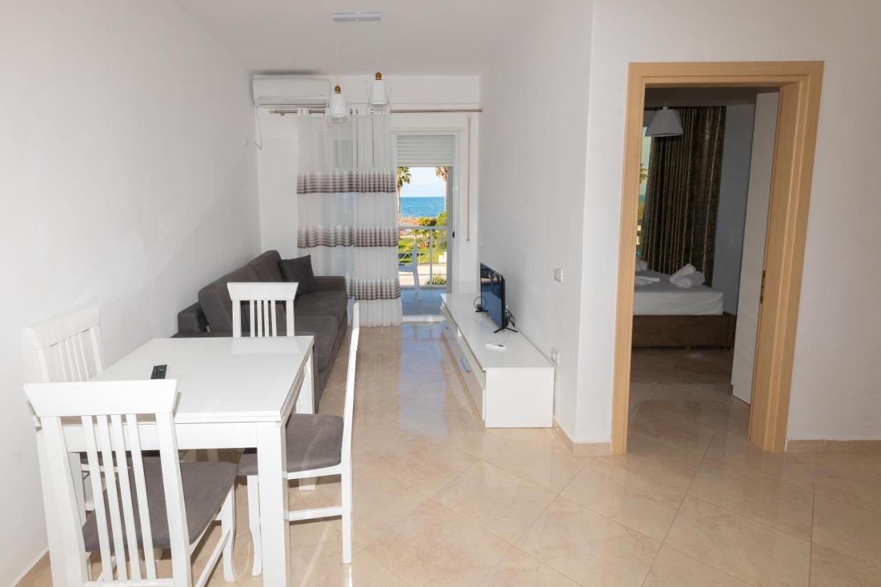 Seaview Apartments Vlorë エクステリア 写真